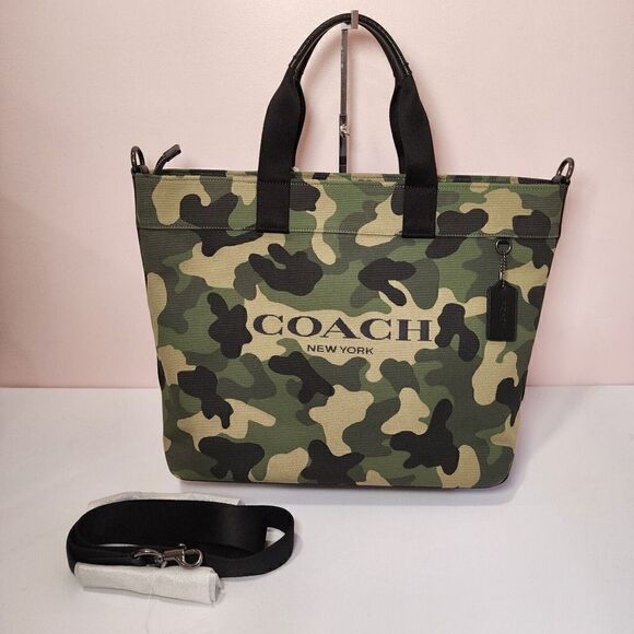 NWT Coach CL396 Tote 38 Camo Print Large Canvas Leather Carry-All - Picture 1 of 7